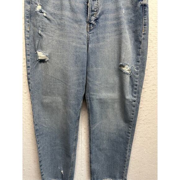 Old Navy Sz 14 Extra High Rise Sky‎ Hi Straight Light Wash Jeans Raw Edge - Picture 3 of 13